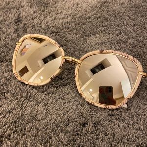 Sunglasses - cookies & cream color (no brand)